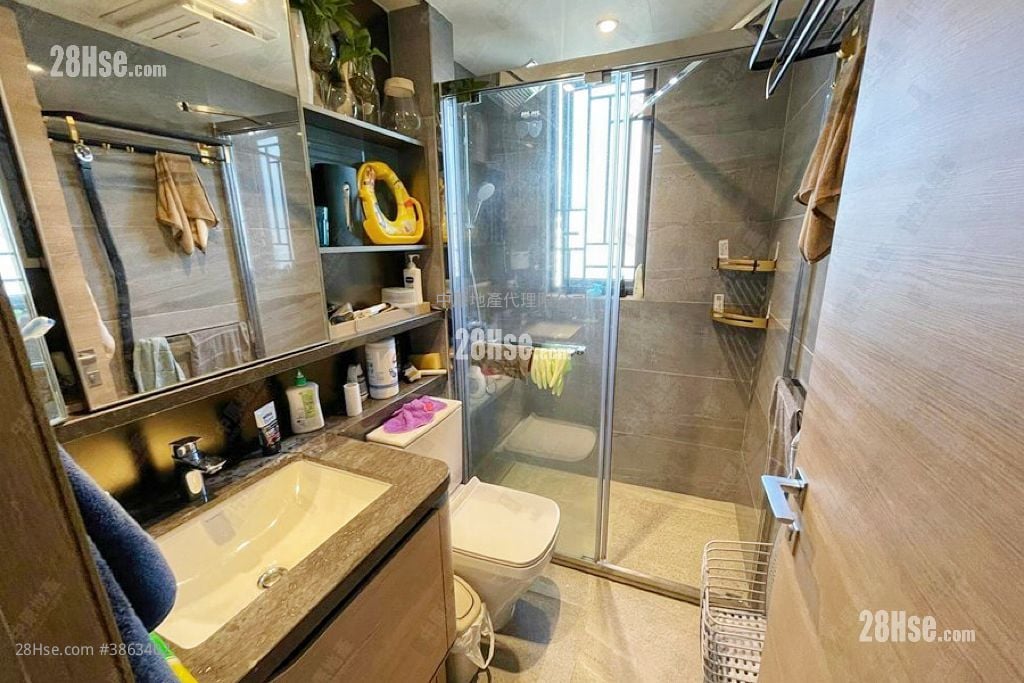 Solaria Sell 3 Bedrooms 832 ft²