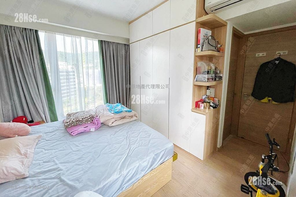 Solaria Sell 3 Bedrooms 832 ft²