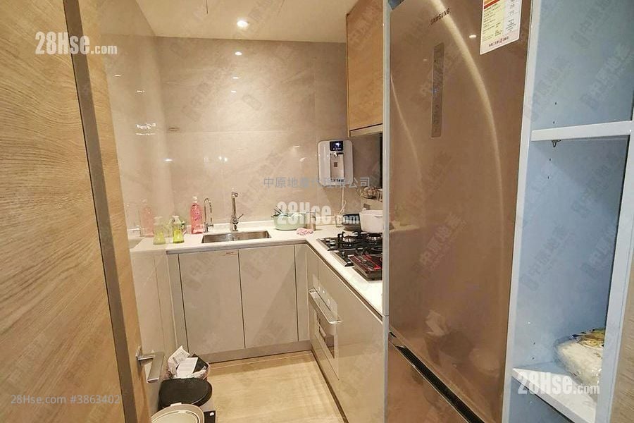 Solaria Sell 3 Bedrooms 832 ft²