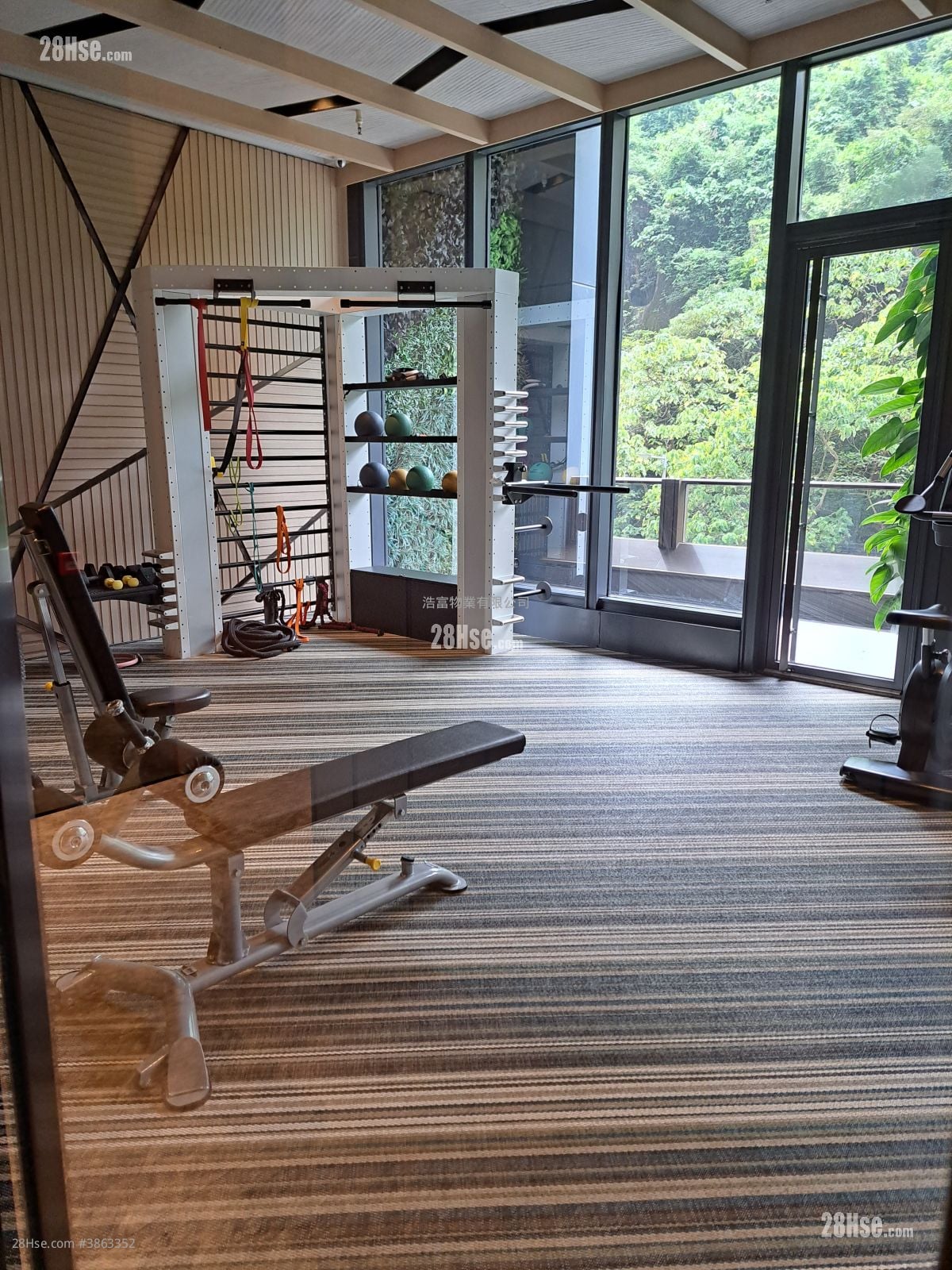 Novum East Rental Studio , 1 Bathroom 234 ft²