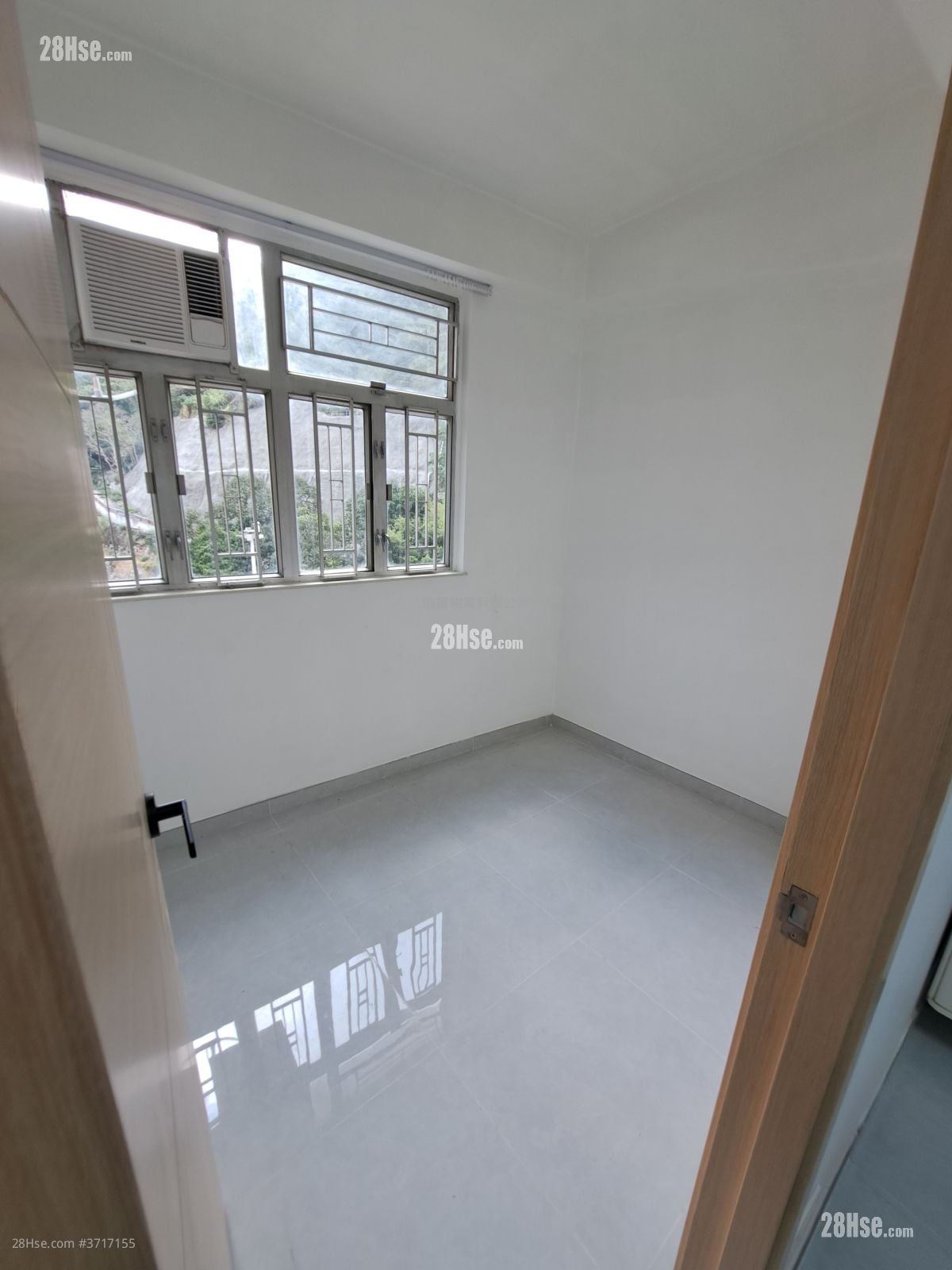 Wai Lee Building Rental 2 Bedrooms , 1 Bathroom 365 ft²
