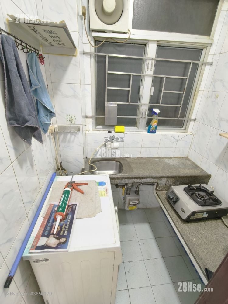 Hing Tat Mansion Rental 1 Bedroom , 1 Bathroom 270 ft²