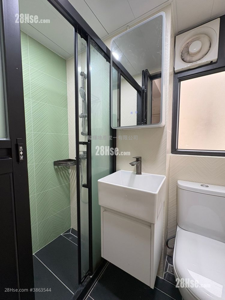 Man Fai Building Rental 160 ft²