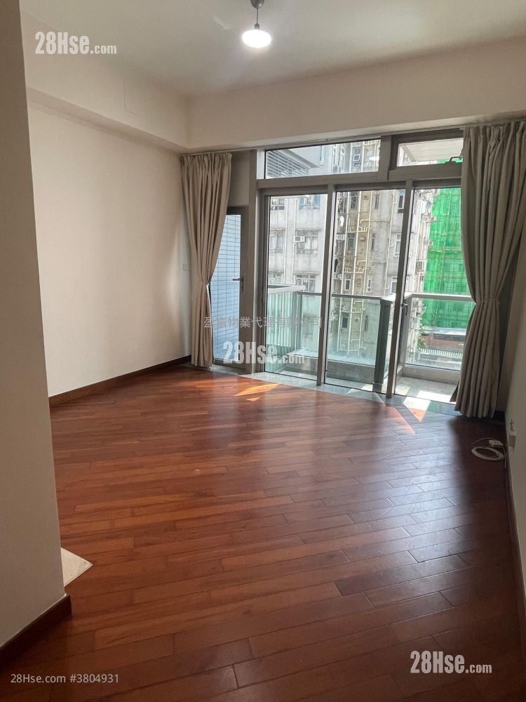 The Avenue Rental Studio , 1 Bathroom 339 ft²