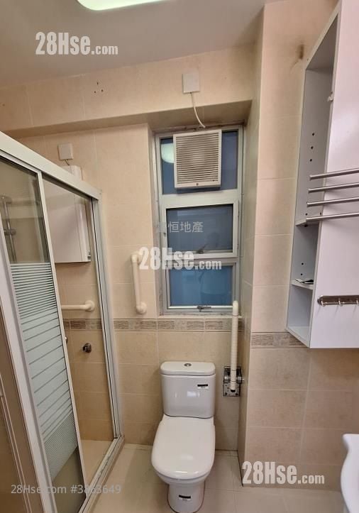 Whampoa Garden Sell 3 Bedrooms , 2 Bathrooms 639 ft²