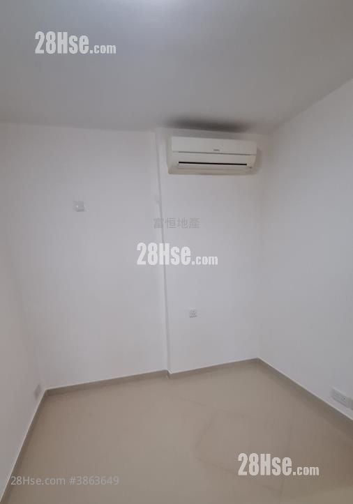 Whampoa Garden Sell 3 Bedrooms , 2 Bathrooms 639 ft²
