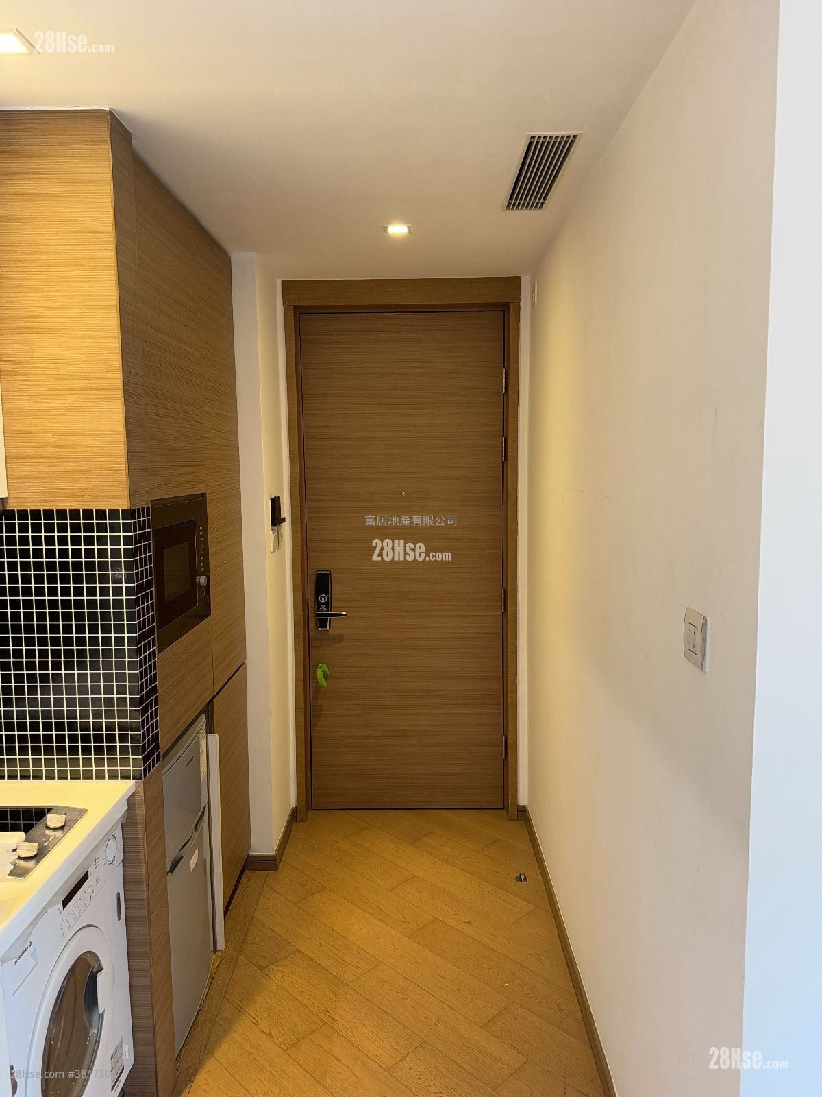 High One Rental 1 Bedroom , 1 Bathroom 316 ft²
