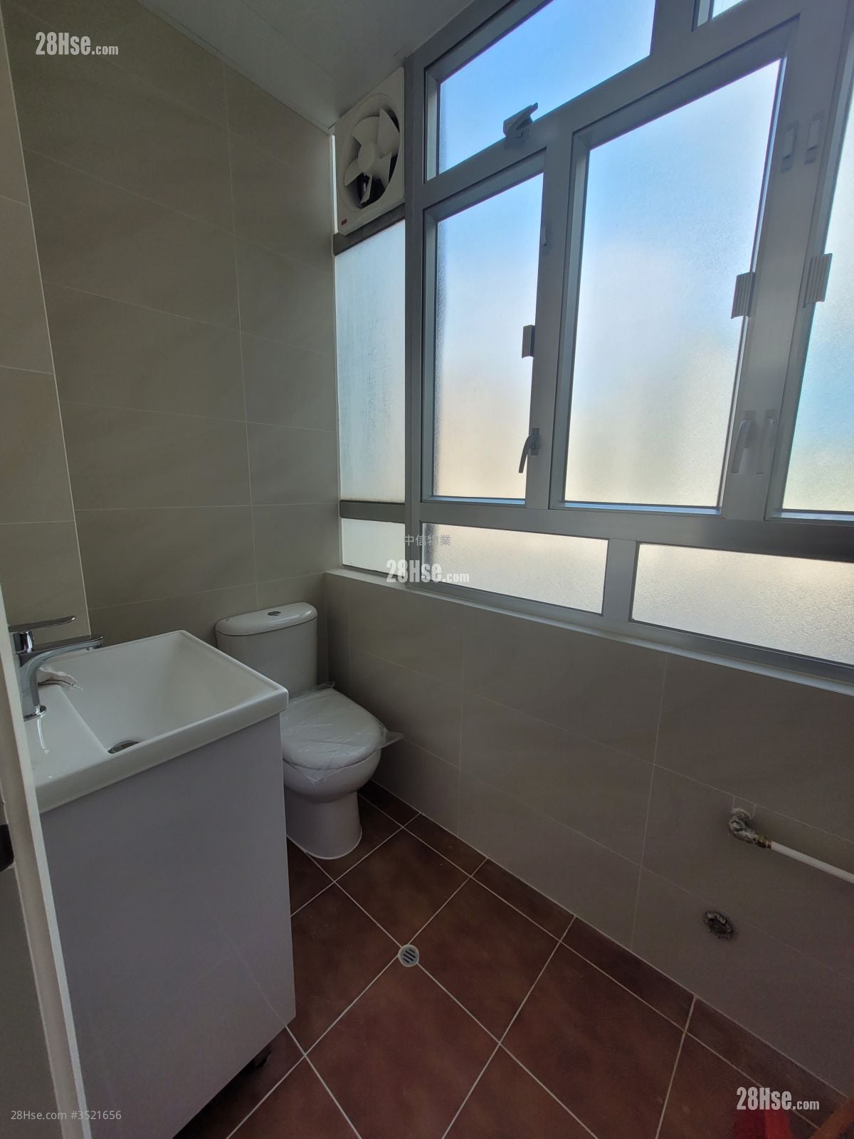 Paramount Building Rental