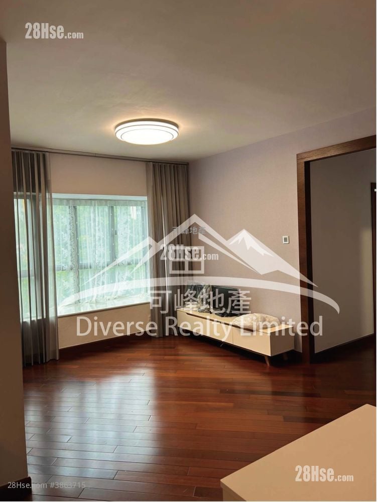Bayview Garden Rental 3 Bedrooms , 2 Bathrooms 702 ft²