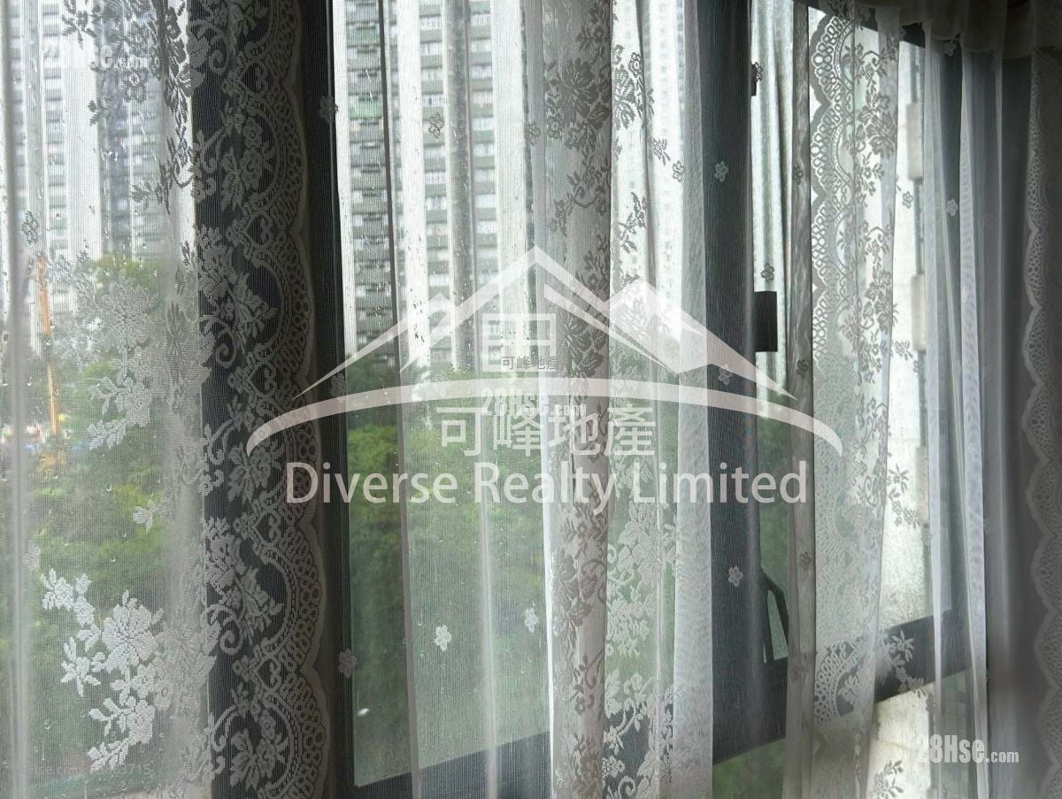 Bayview Garden Rental 3 Bedrooms , 2 Bathrooms 702 ft²