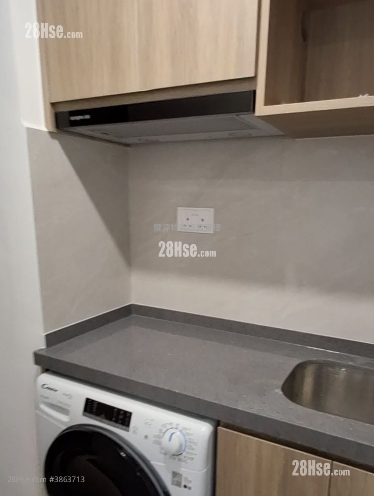Yuet Ming Building Rental 180 ft²