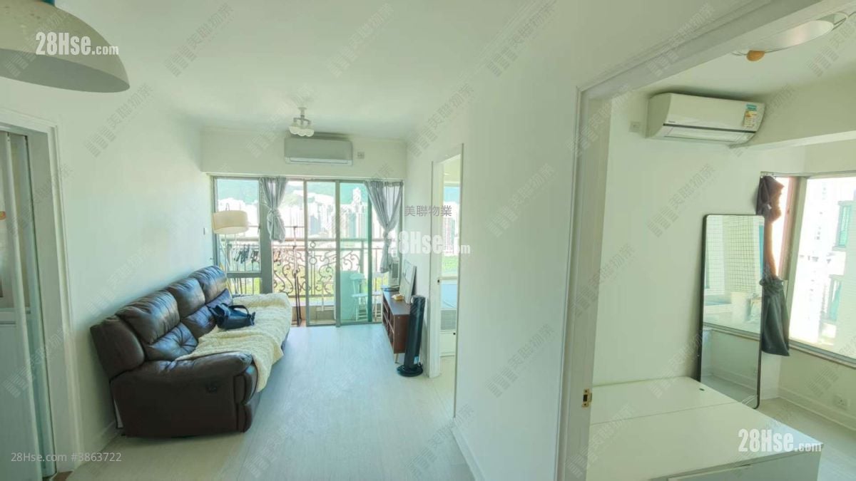 Hampton Place Sell 2 Bedrooms 460 ft²