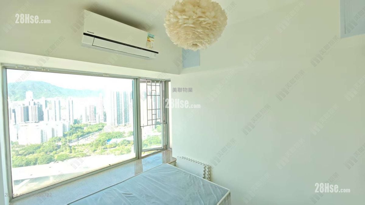 Hampton Place Sell 2 Bedrooms 460 ft²
