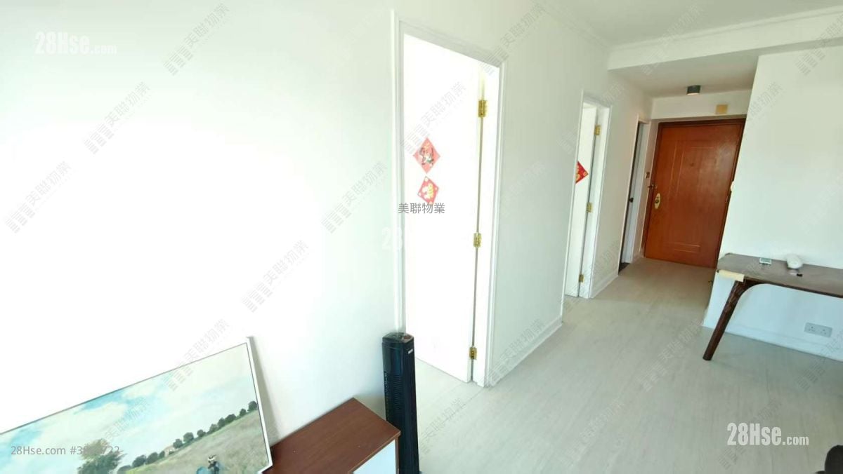 Hampton Place Sell 2 Bedrooms 460 ft²
