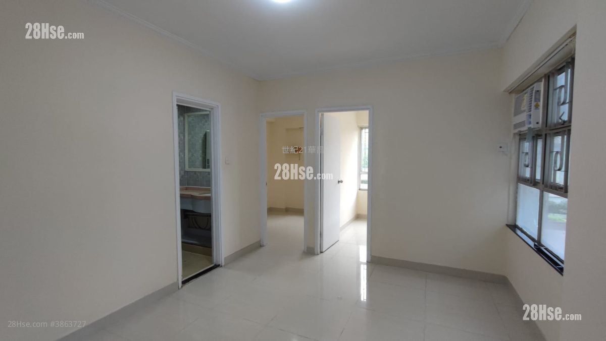 Fanling Centre Rental 365 ft²