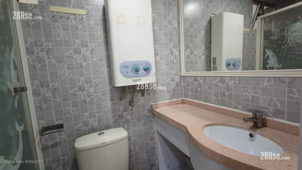 Fanling Centre Rental 365 ft²