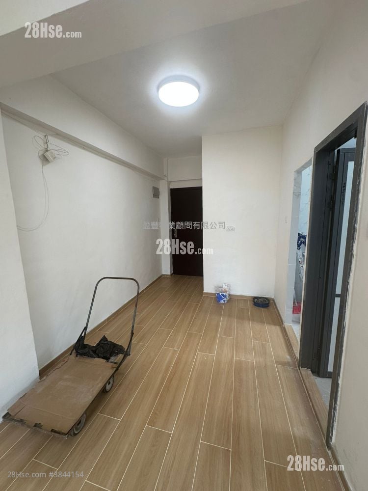 Southorn Mansion Rental Studio , 1 Bathroom 339 ft²