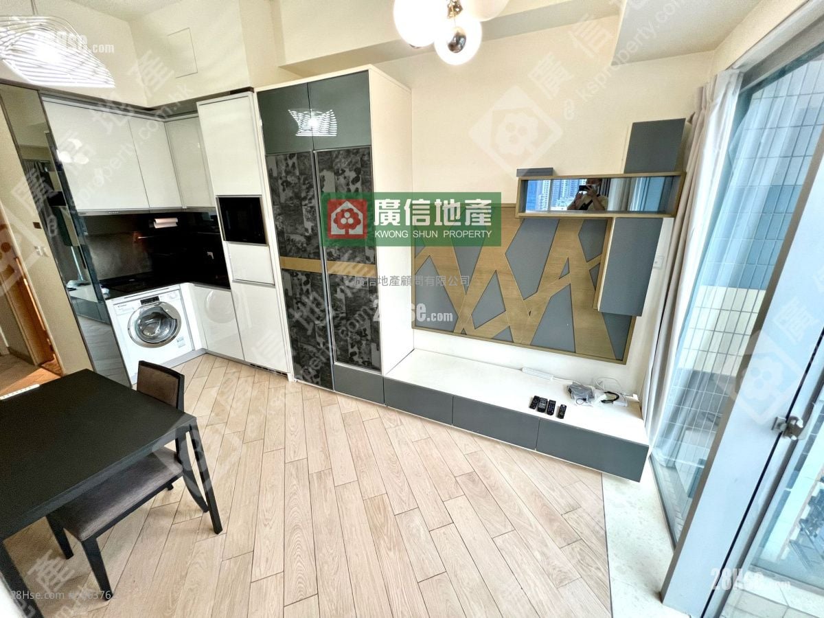 Lime Stardom Sell 1 Bedroom , 1 Bathroom 338 ft²