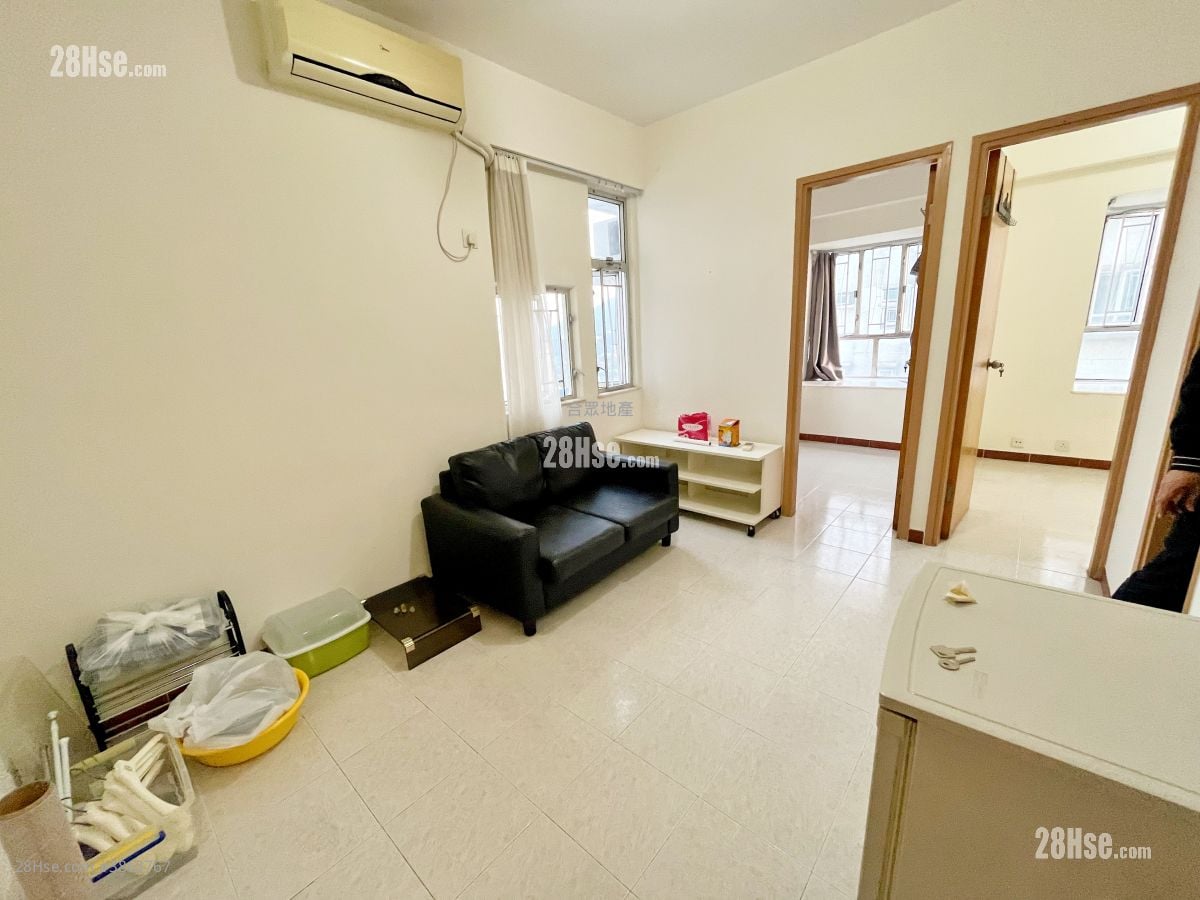 Tai Po Centre Sell 299 ft²
