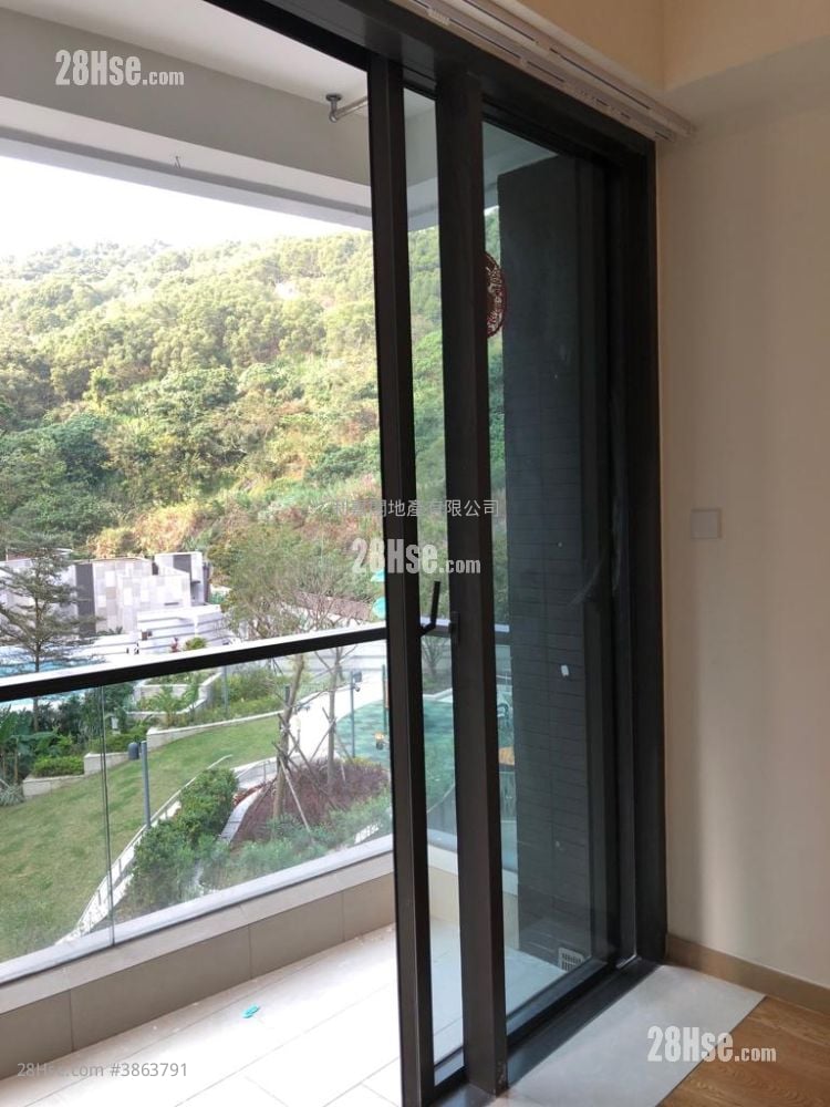 Dragons Range Sell 3 Bedrooms 990 ft²