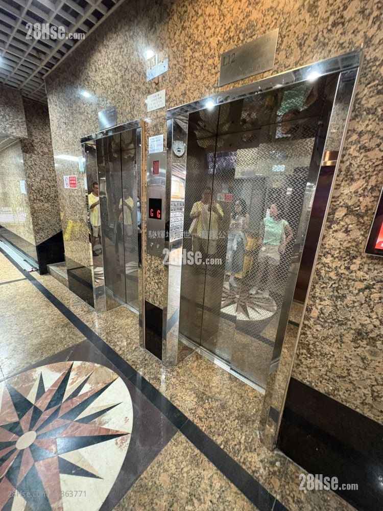海景大廈 租盤 開放式間隔 , 1 浴室 150 平方呎