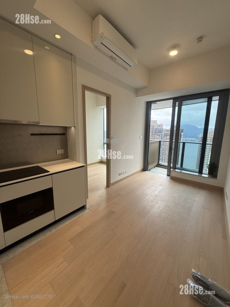 Seasons Place Sell 1 Bedroom , 1 Bathroom 330 ft²