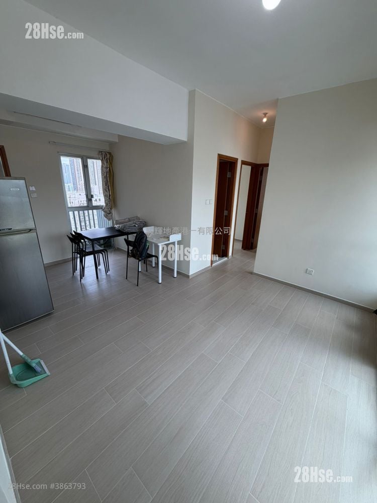 Grand Metro Rental 3 Bedrooms , 2 Bathrooms 671 ft²