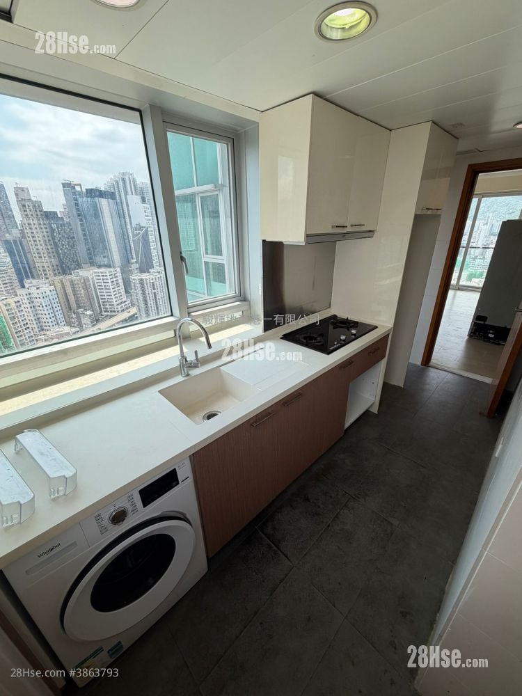 Grand Metro Rental 3 Bedrooms , 2 Bathrooms 671 ft²