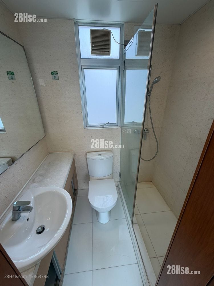 Grand Metro Rental 3 Bedrooms , 2 Bathrooms 671 ft²