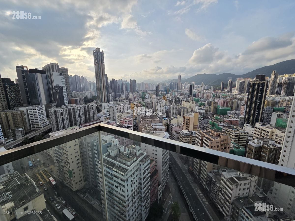Grand Metro Rental 3 Bedrooms , 2 Bathrooms 699 ft²