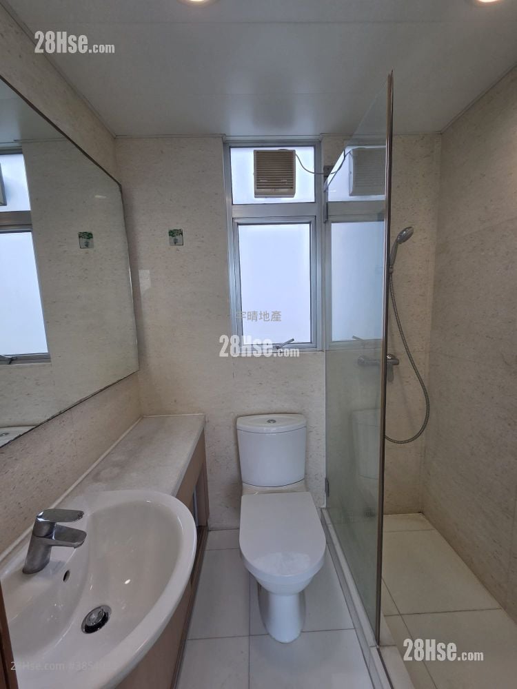 Grand Metro Rental 3 Bedrooms , 2 Bathrooms 699 ft²