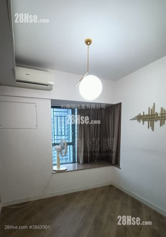Aquamarine Sell 2 Bedrooms , 1 Bathroom 494 ft²