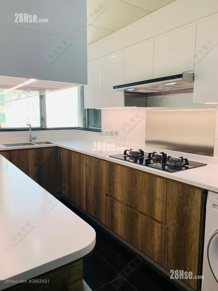 The Harbourside Sell 2 Bedrooms , 2 Bathrooms 794 ft²