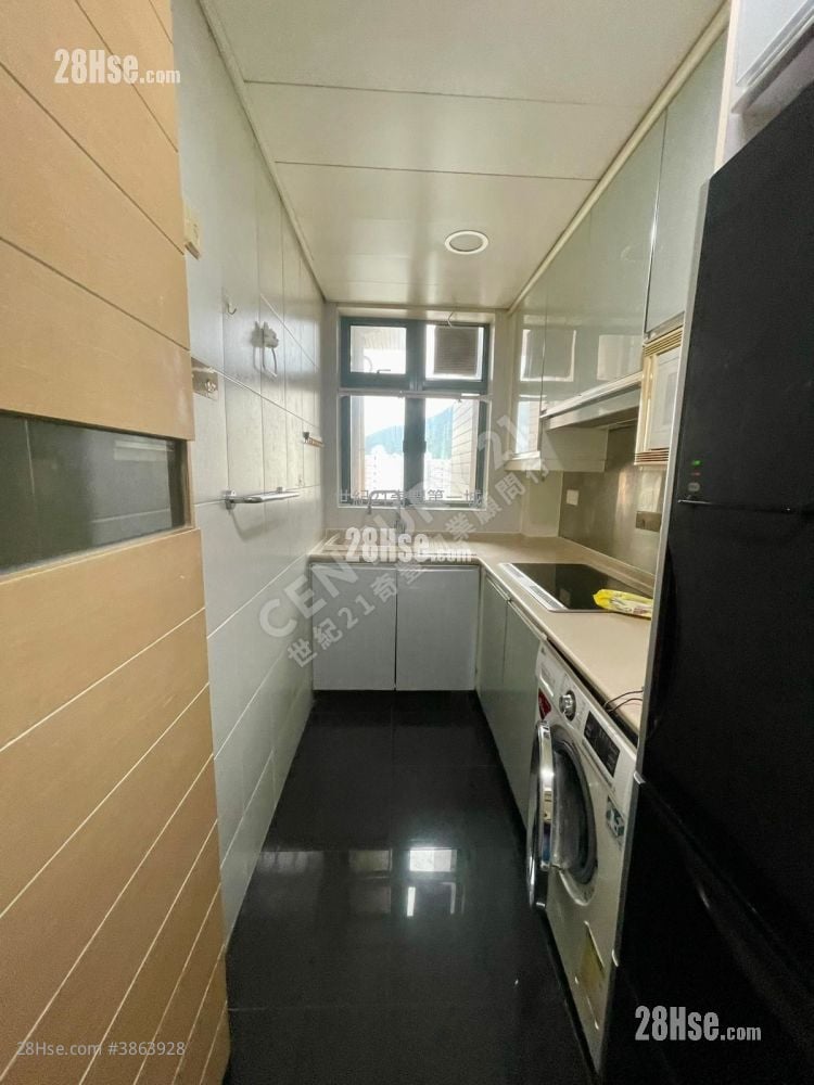 Ocean View Sell 3 Bedrooms , 1 Bathroom 591 ft²