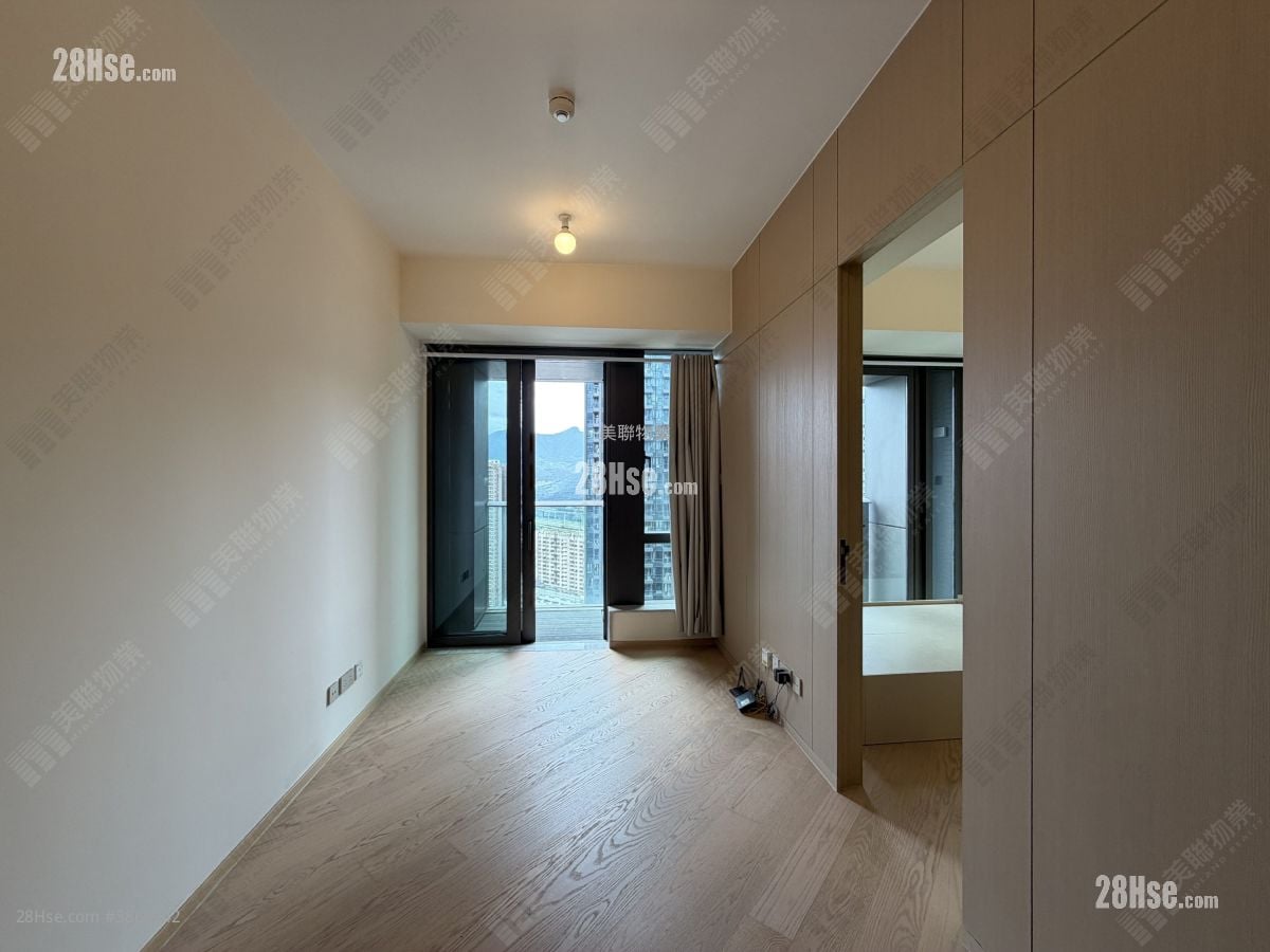 The Arles Rental 346 ft²