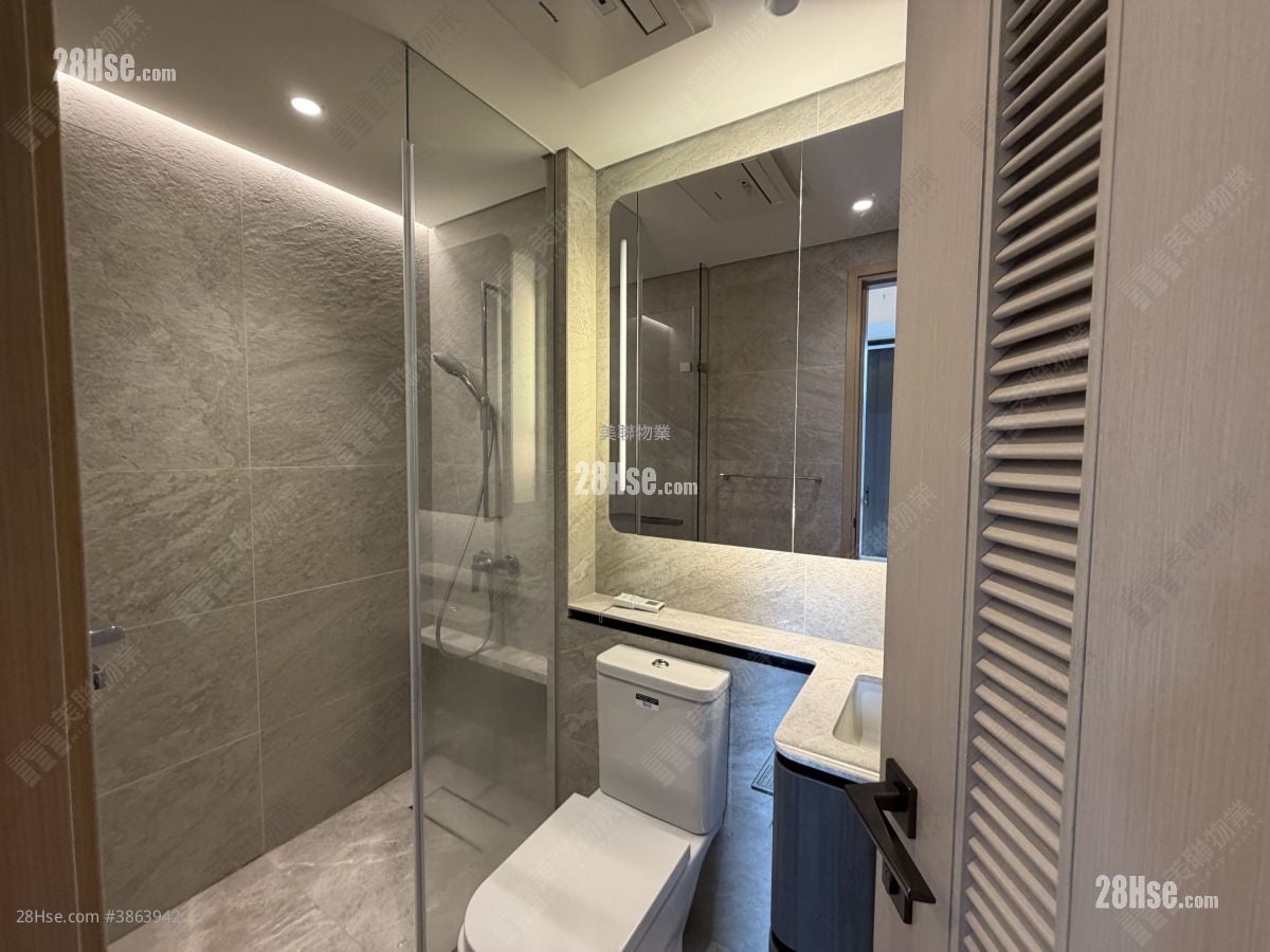 The Arles Rental 346 ft²