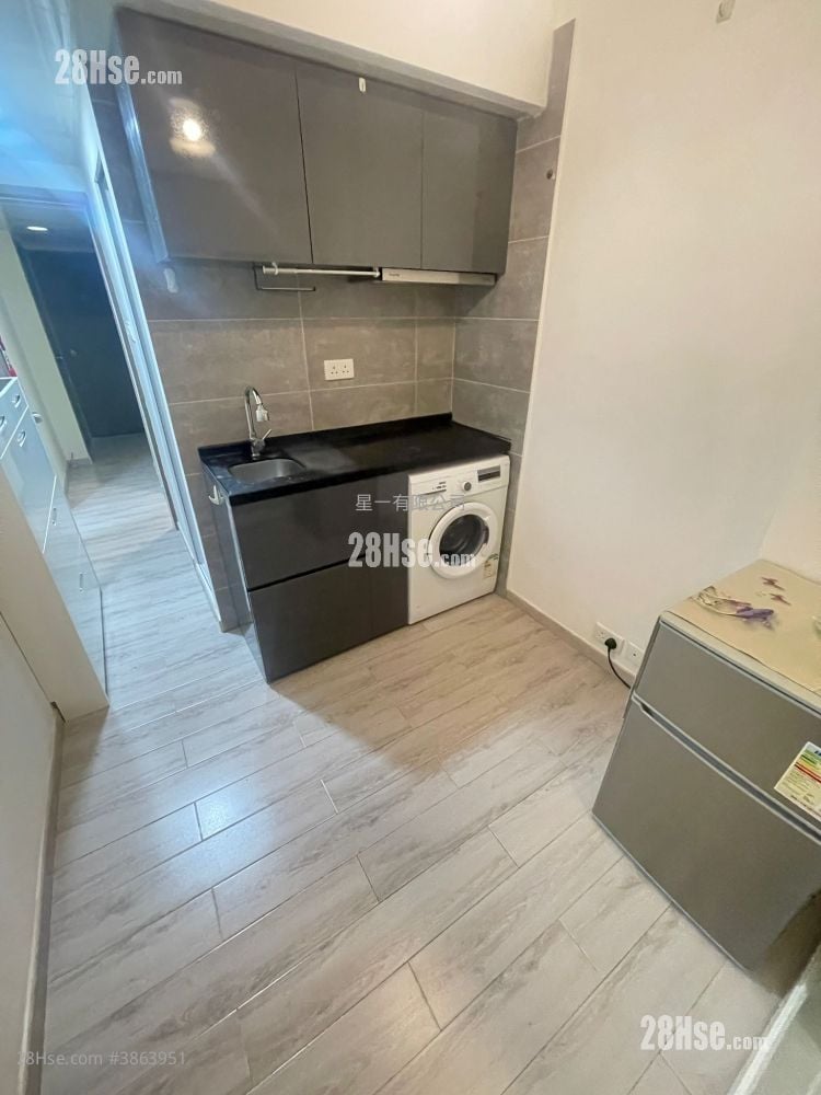 9 Nam On Street Rental Studio , 1 Bathroom 140 ft²