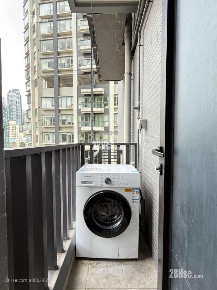 Ava128 Rental Studio , 1 Bathroom 227 ft²