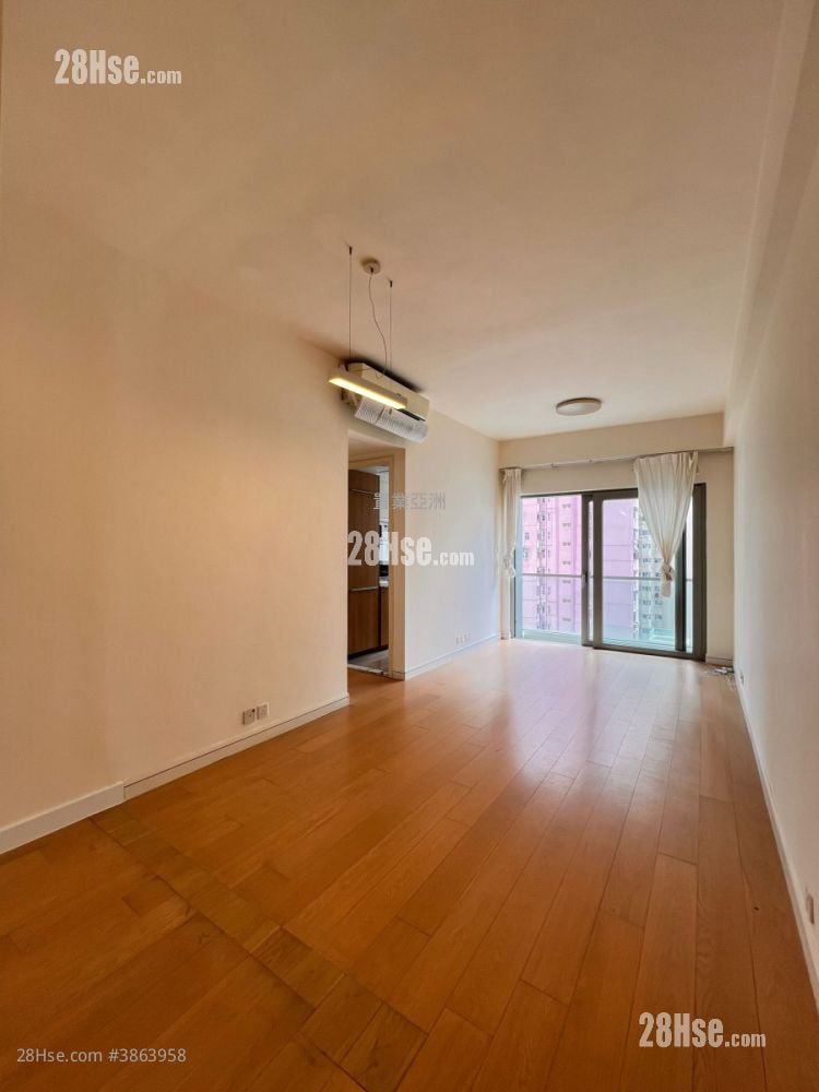 Lexington Hill Rental 2 Bedrooms , 1 Bathroom 588 ft²