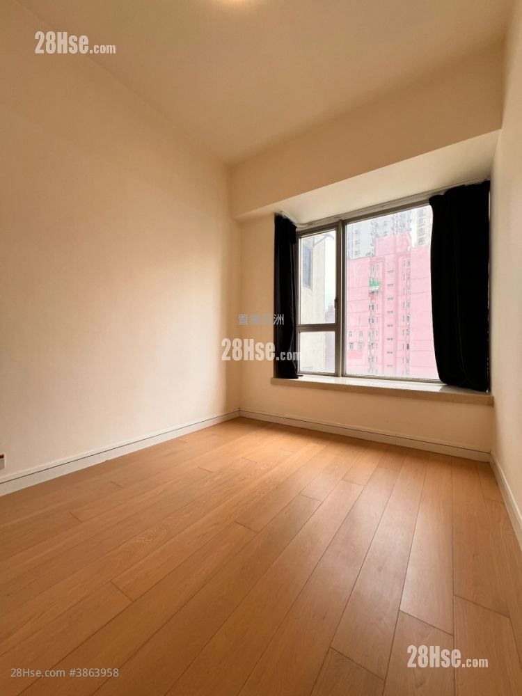 Lexington Hill Rental 2 Bedrooms , 1 Bathroom 588 ft²