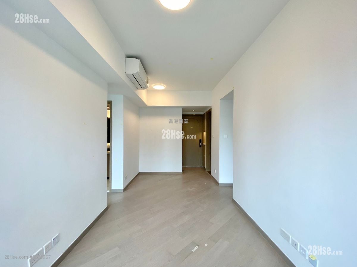 Upper River Bank Sell 2 Bedrooms 585 ft²