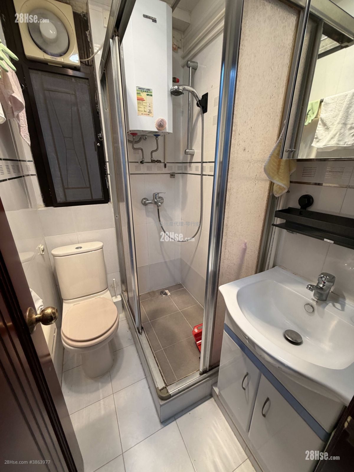 Cheong Shing Mansion Rental 2 Bedrooms , 1 Bathroom 322 ft²