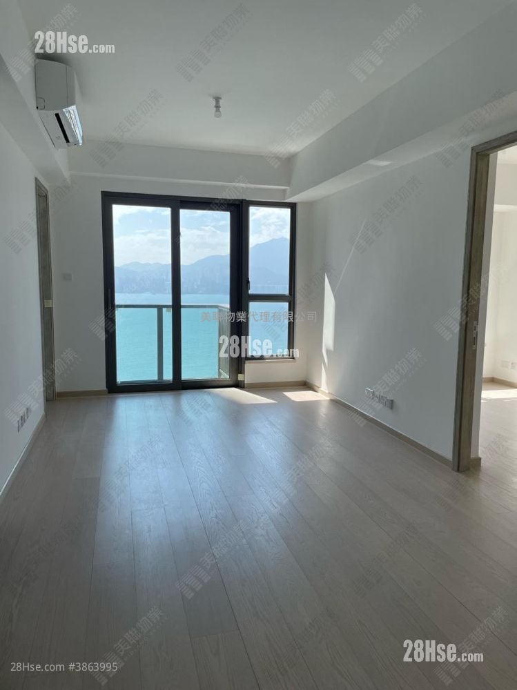 Sea To Sky Sell 3 Bedrooms , 2 Bathrooms 802 ft²