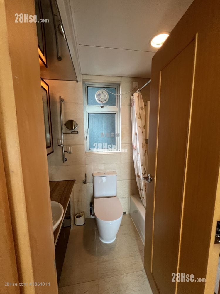 Harbour Green Sell 3 Bedrooms , 1 Bathroom 541 ft²