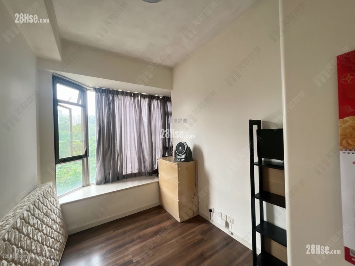 The Great Hill Sell 4 Bedrooms 2,197 ft²