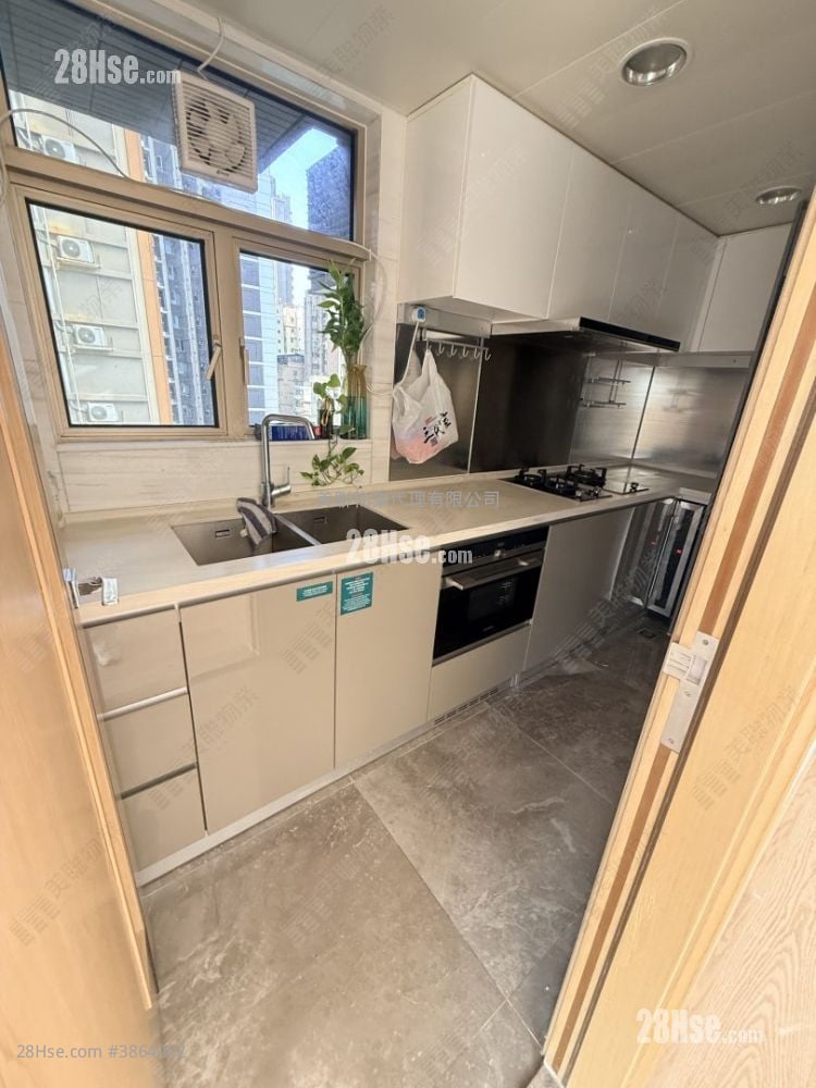 Seaside Sonata Sell 3 Bedrooms 786 ft²
