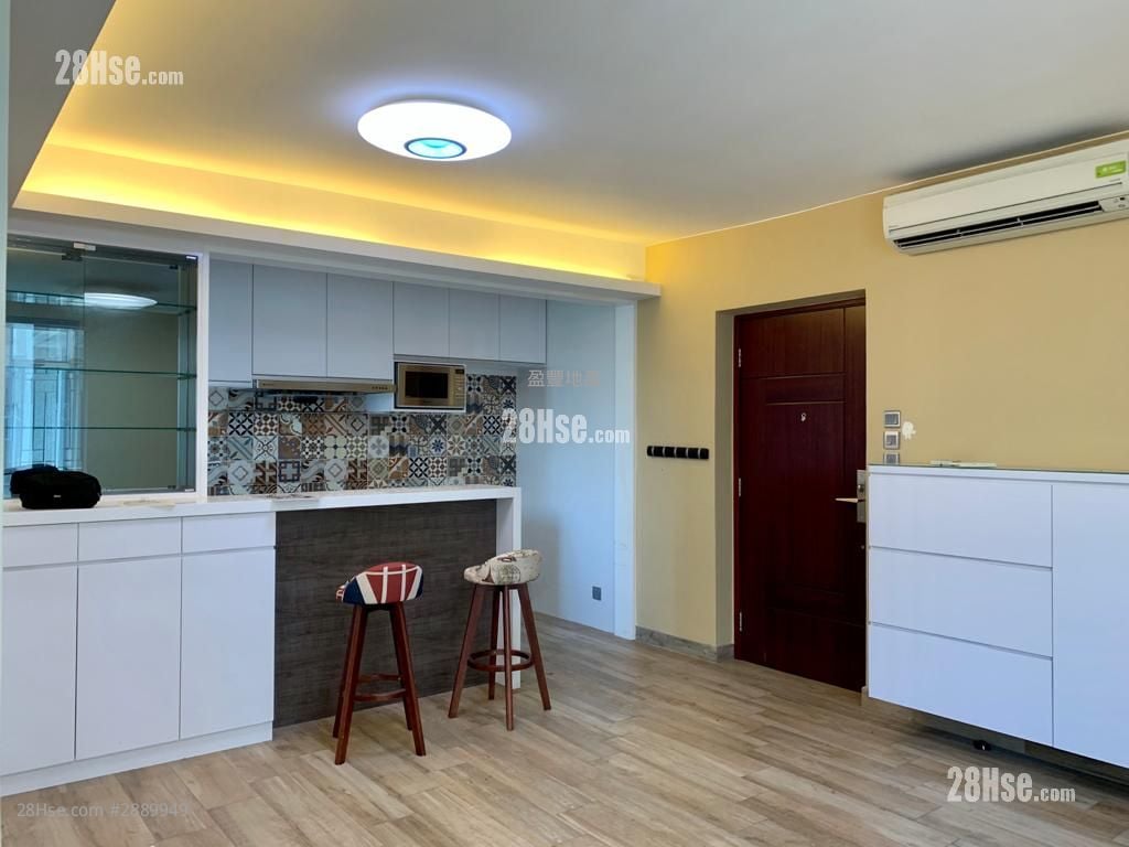 Melody Garden Sell 3 Bedrooms , 1 Bathroom 695 ft²