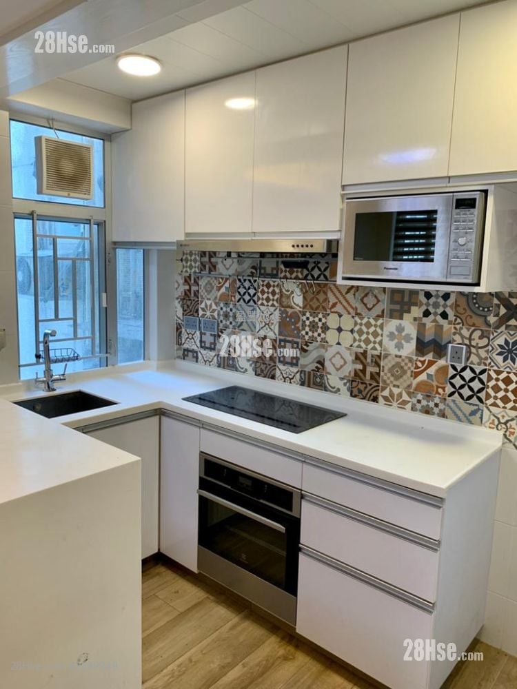 Melody Garden Sell 3 Bedrooms , 1 Bathroom 695 ft²