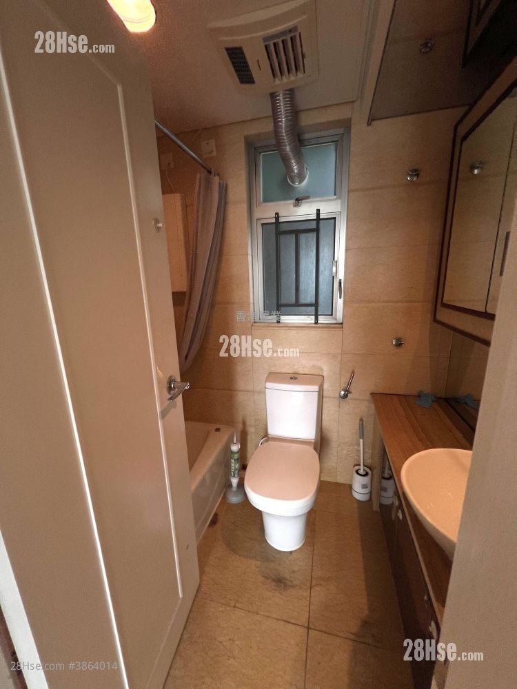 Harbour Green Sell 3 Bedrooms , 1 Bathroom 541 ft²