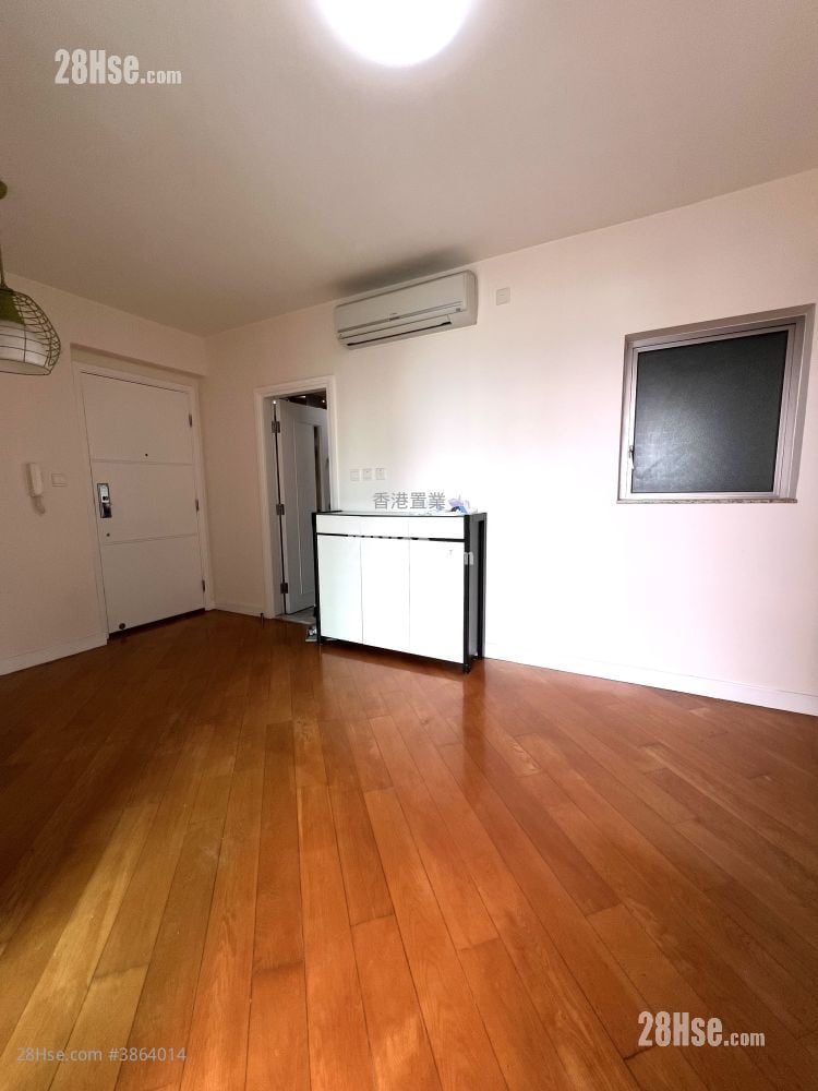 Harbour Green Sell 3 Bedrooms , 1 Bathroom 541 ft²